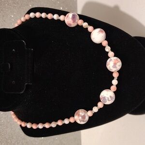 Necklace With Pink And White Floral Colors